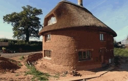 Как построить круглый дом из земли