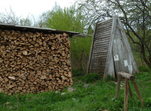 дърва за снабдяване - колония