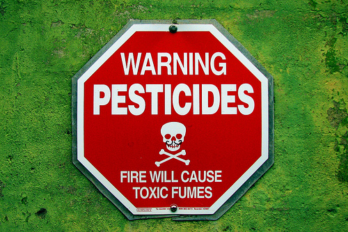 пестициди (1) \\ t