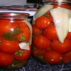 Tomates enlatados em Mariupolski