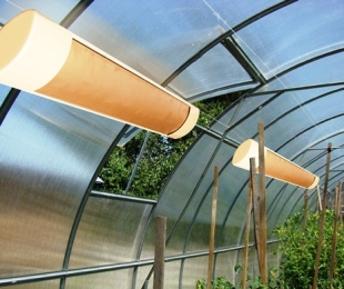 How to warm the greenhouse in the spring with your own hands