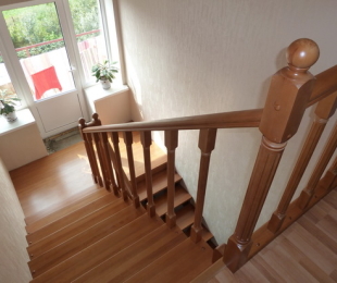 Balaasins for wood stairs