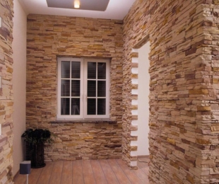 Decoración de piedra decorativa de pared.